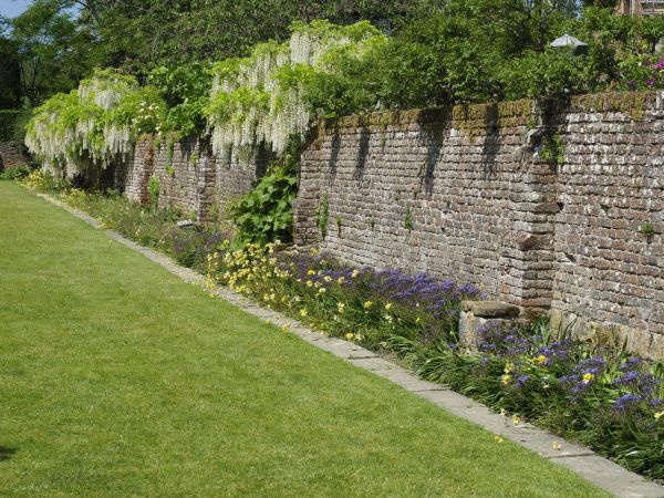 Rock Wall Installation in Boston
